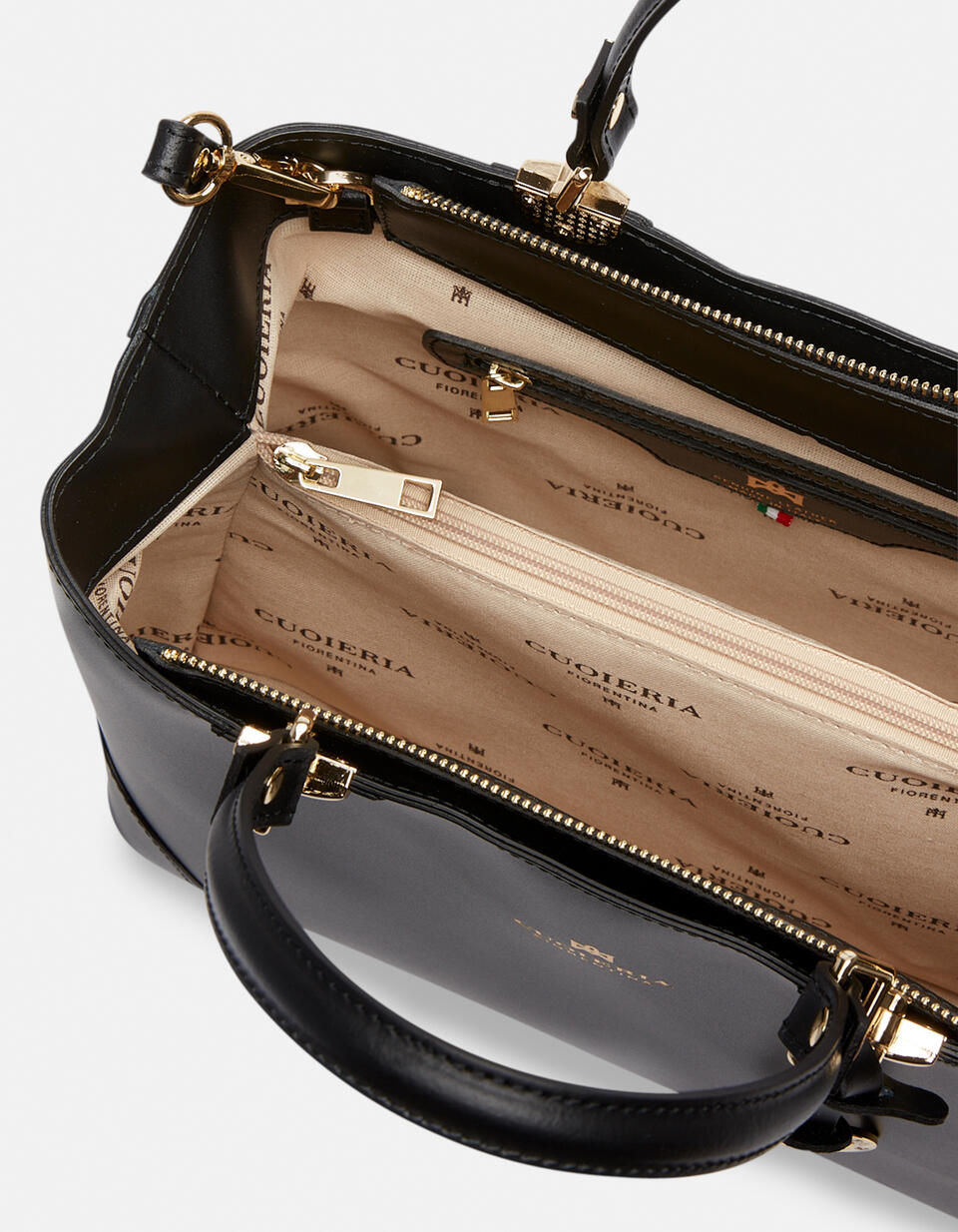 Hand bag in smooth calf leather with metal details  - Cuoieria Fiorentina